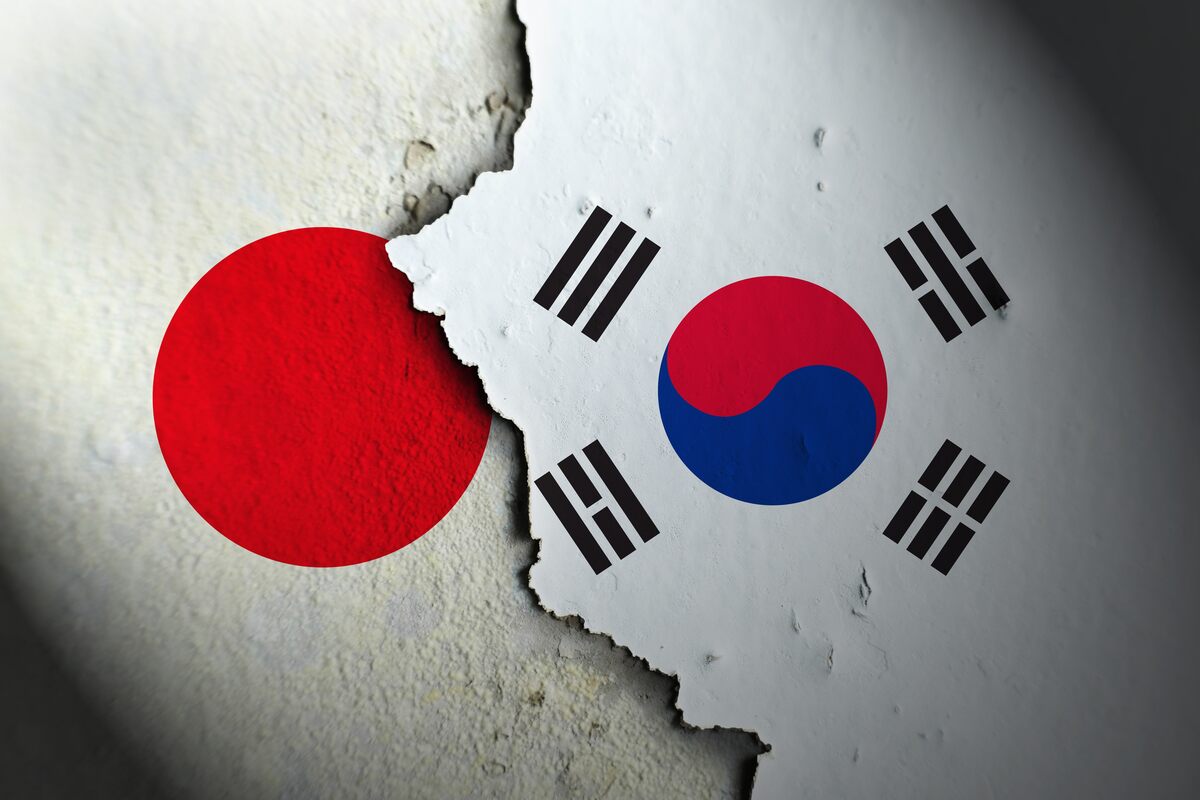 Korea, Japan to take appropriate measures against currency volatility