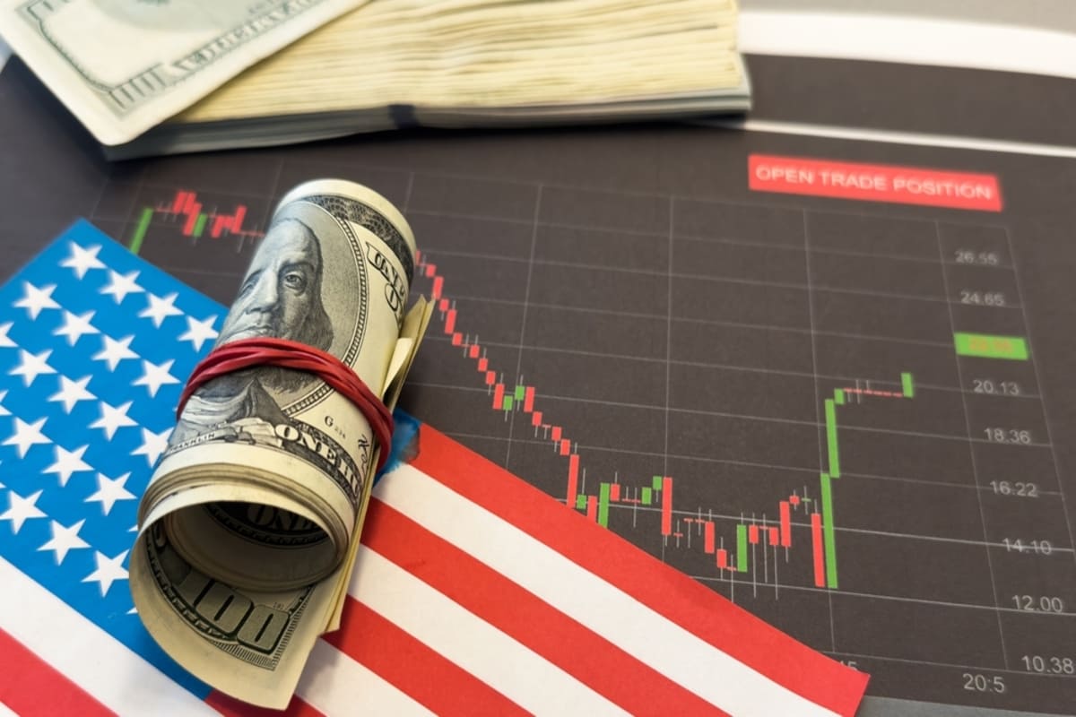 U.S. national debt surpasses 100 percent of GDP, hits 100.2 percent in March as it echos WWII highs