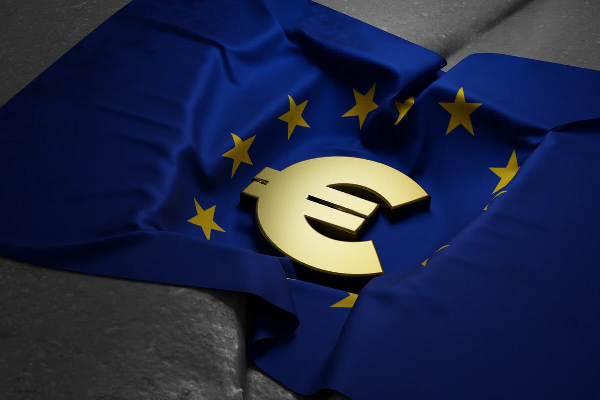 Eurozone lending stagnates in March, ECB rate stance deters borrowers, lenders