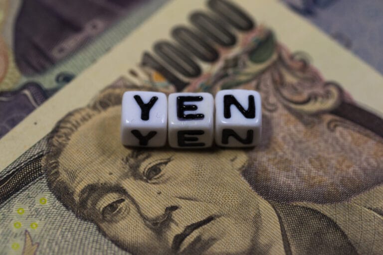 Japanese yen plunges to 34-year low amid dovish BoJ outlook