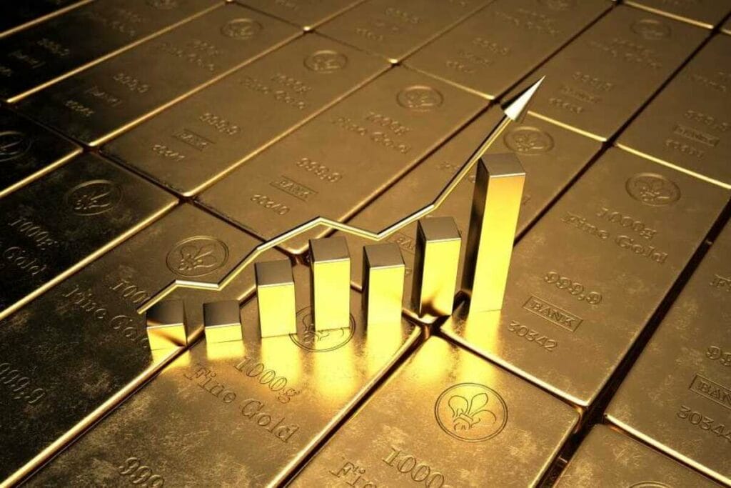 Gold prices rise on anticipated U.S. economic data